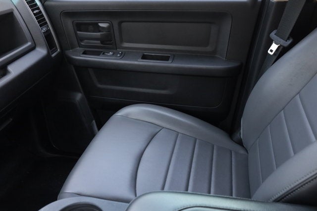 2023 RAM 1500 Classic Tradesman Crew Cab 4x2 5'7' Box