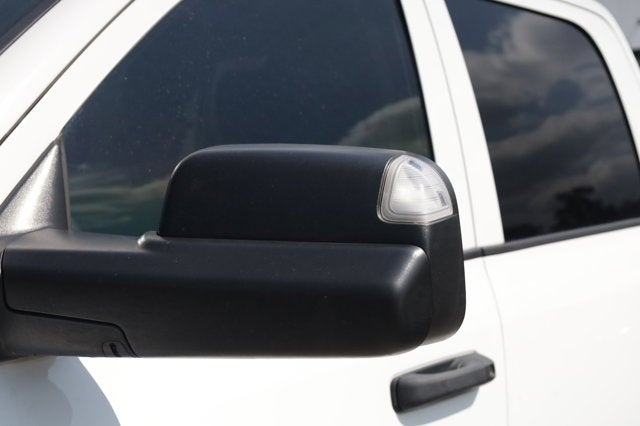 2023 RAM 1500 Classic Tradesman Crew Cab 4x2 5'7' Box