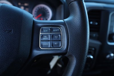 2022 RAM 1500 Classic Tradesman Crew Cab 4x4 5'7' Box