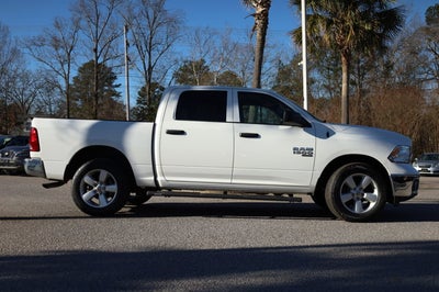 2022 RAM 1500 Classic Tradesman Crew Cab 4x4 5'7' Box