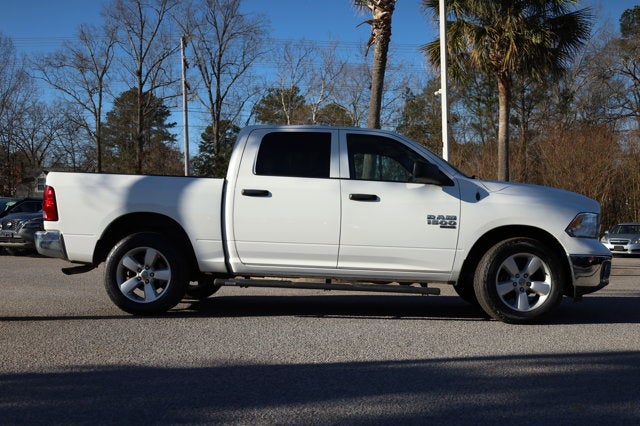 2022 RAM 1500 Classic Tradesman Crew Cab 4x4 5'7' Box
