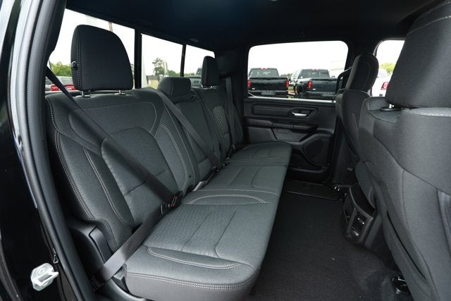 2026 RAM 1500 RAM 1500 EXPRESS CREW CAB 4X2 5'7' BOX