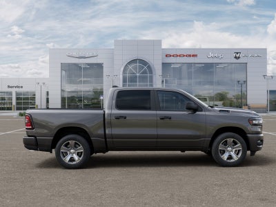 2026 RAM 1500 RAM 1500 EXPRESS CREW CAB 4X2 5'7' BOX