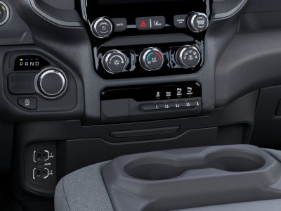 2026 RAM 1500 RAM 1500 EXPRESS CREW CAB 4X2 5'7' BOX