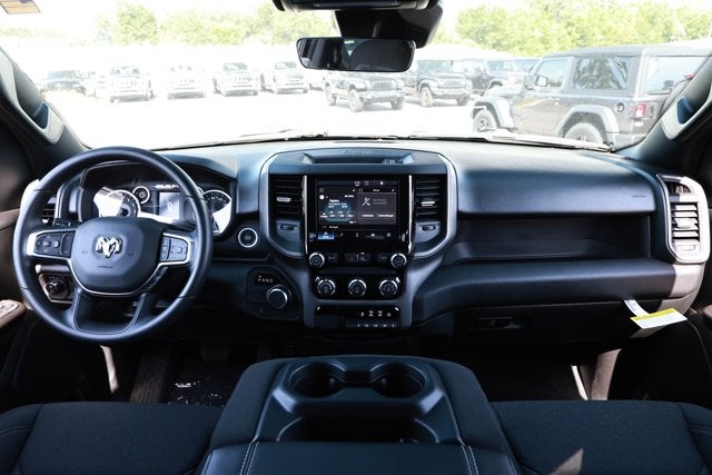 2026 RAM Ram 1500 RAM 1500 EXPRESS CREW CAB 4X2 5'7' BOX