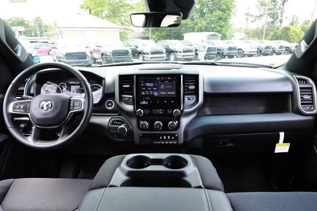 2026 RAM Ram 1500 RAM 1500 EXPRESS CREW CAB 4X2 5'7' BOX