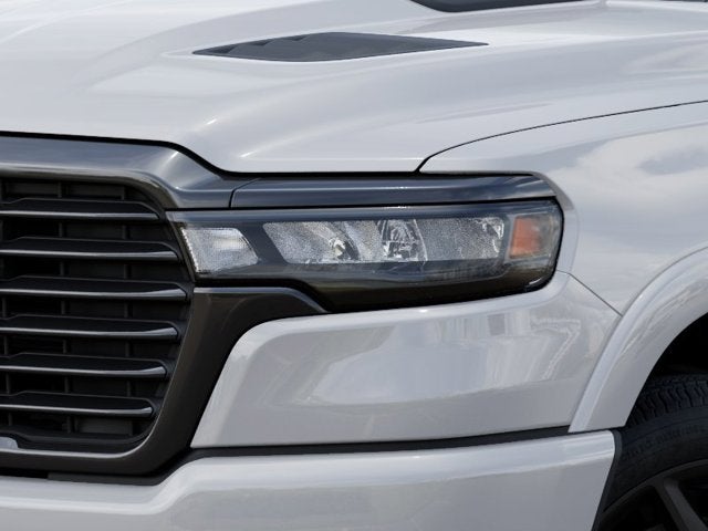 2026 RAM Ram 1500 RAM 1500 LARAMIE CREW CAB 4X2 5'7' BOX