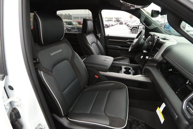 2026 RAM Ram 1500 RAM 1500 LARAMIE CREW CAB 4X2 5'7' BOX