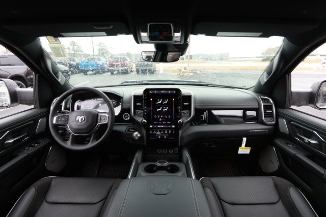 2026 RAM Ram 1500 RAM 1500 LARAMIE CREW CAB 4X2 5'7' BOX