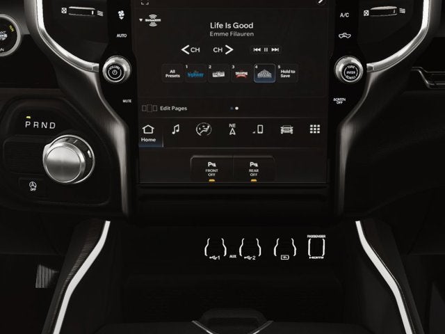 2026 RAM Ram 1500 RAM 1500 LARAMIE CREW CAB 4X2 5'7' BOX