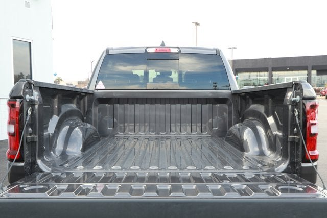 2026 RAM Ram 1500 RAM 1500 LARAMIE CREW CAB 4X2 5'7' BOX