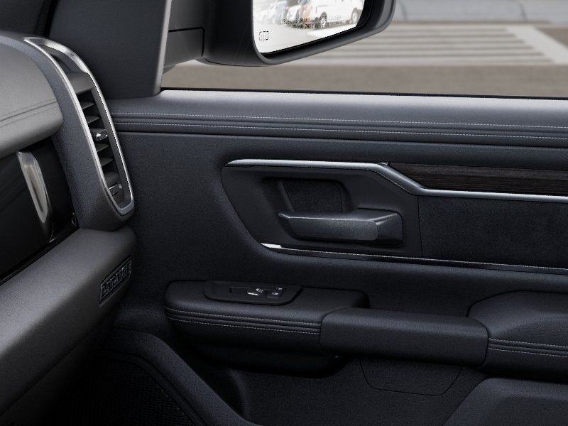 2026 RAM Ram 1500 RAM 1500 LARAMIE CREW CAB 4X2 5'7' BOX