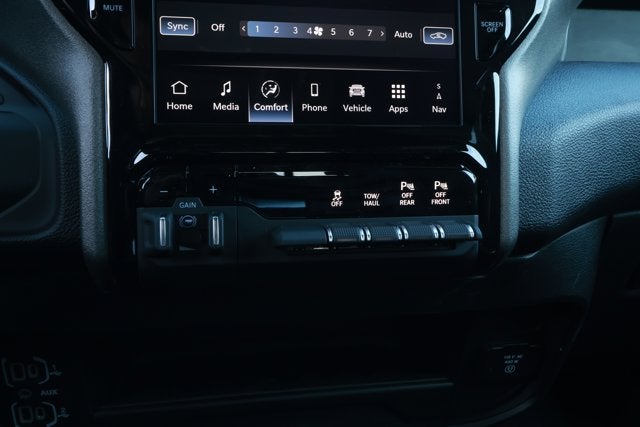 2026 RAM Ram 2500 RAM 2500 BLACK EXPRESS CREW CAB 4X4 6'4' BOX