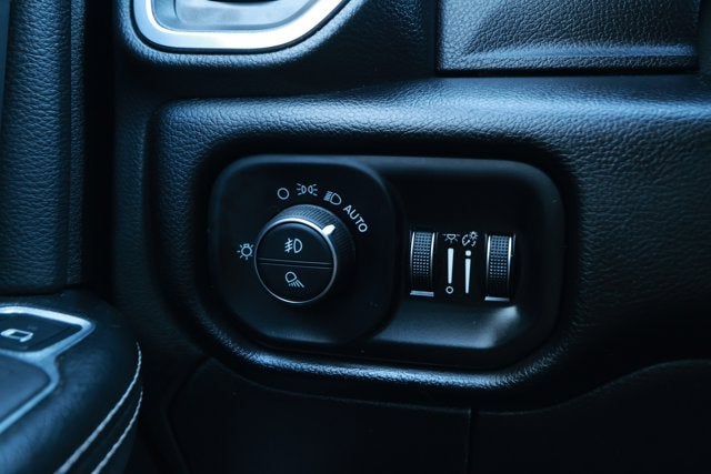 2022 RAM 2500 Laramie Crew Cab 4x4 6'4' Box