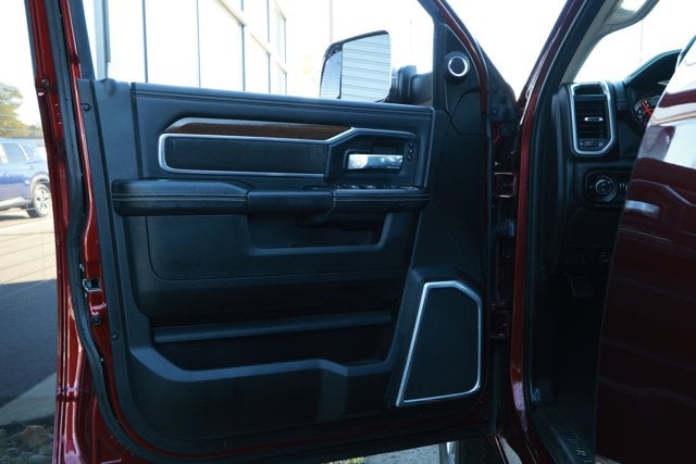 2022 RAM 2500 Laramie Crew Cab 4x4 6'4' Box