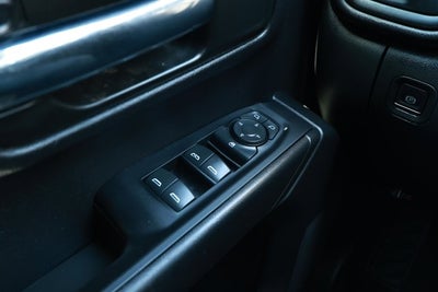 2023 Chevrolet Silverado 1500 2WD Crew Cab Short Bed Custom