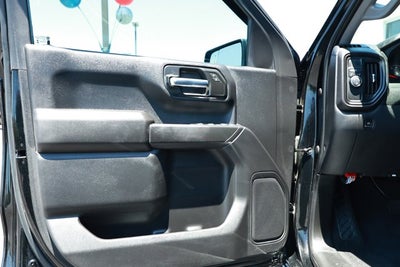 2023 Chevrolet Silverado 1500 2WD Crew Cab Short Bed Custom
