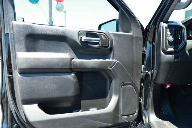 2023 Chevrolet Silverado 1500 2WD Crew Cab Short Bed Custom