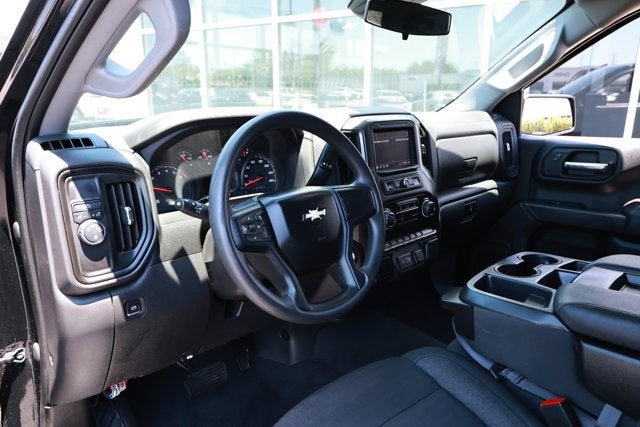 2023 Chevrolet Silverado 1500 2WD Crew Cab Short Bed Custom