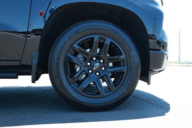 2023 Chevrolet Silverado 1500 2WD Crew Cab Short Bed Custom