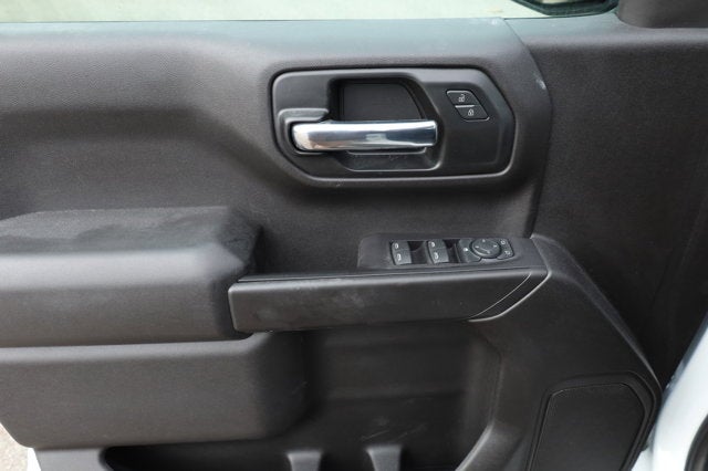 2021 Chevrolet Silverado 1500 2WD Crew Cab Short Bed Custom