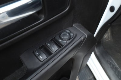 2021 Chevrolet Silverado 1500 2WD Crew Cab Short Bed Custom