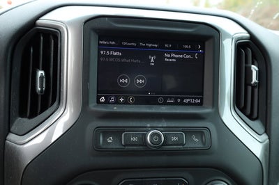 2021 Chevrolet Silverado 1500 2WD Crew Cab Short Bed Custom