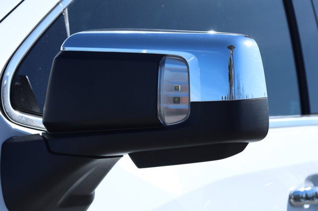 2025 GMC Sierra 1500 2WD Crew Cab Short Box SLT