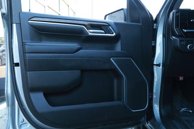 2024 GMC Sierra 1500 4WD Crew Cab Standard Box Elevation