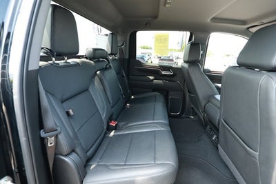 2025 GMC Sierra 1500 4WD Crew Cab Short Box SLT