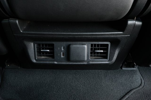 2025 GMC Sierra 1500 4WD Crew Cab Short Box SLT