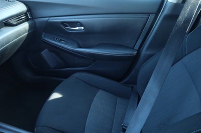 2022 Nissan Sentra SV Xtronic CVT