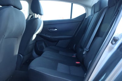 2022 Nissan Sentra SV Xtronic CVT