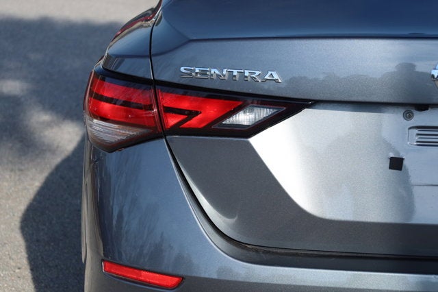 2022 Nissan Sentra SV Xtronic CVT