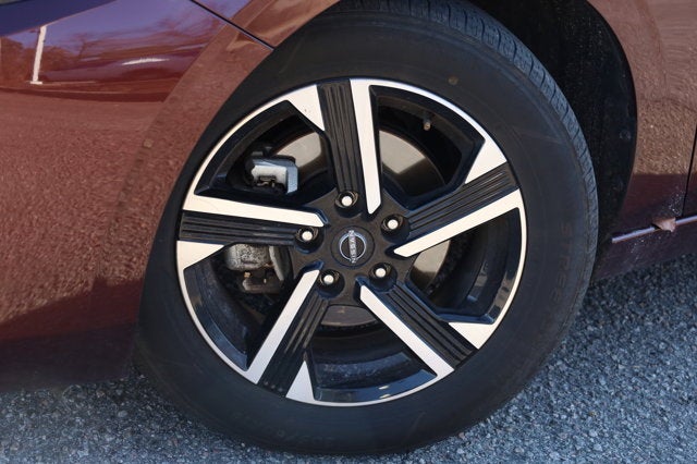 2024 Nissan Sentra SV Xtronic CVT