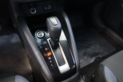 2024 Nissan Versa 1.6 SV