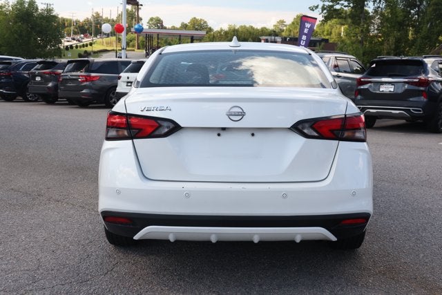 2024 Nissan Versa 1.6 SV