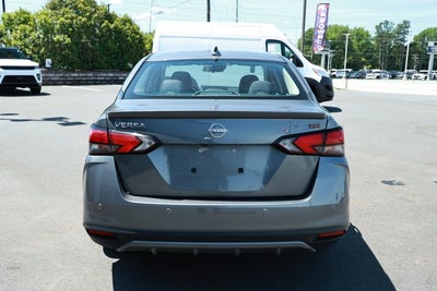 2024 Nissan Versa 1.6 SR