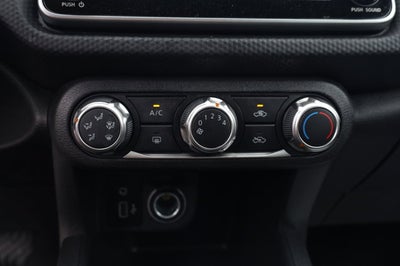 2024 Nissan Kicks S Xtronic CVT