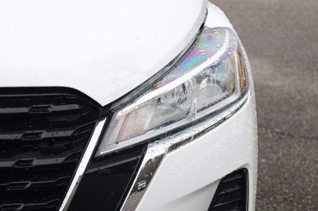 2024 Nissan Kicks S Xtronic CVT