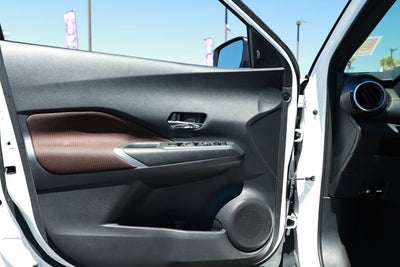 2021 Nissan Kicks SR Xtronic CVT