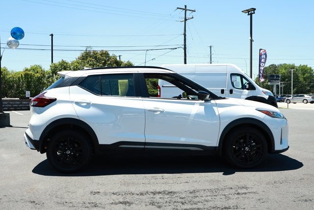 2021 Nissan Kicks SR Xtronic CVT