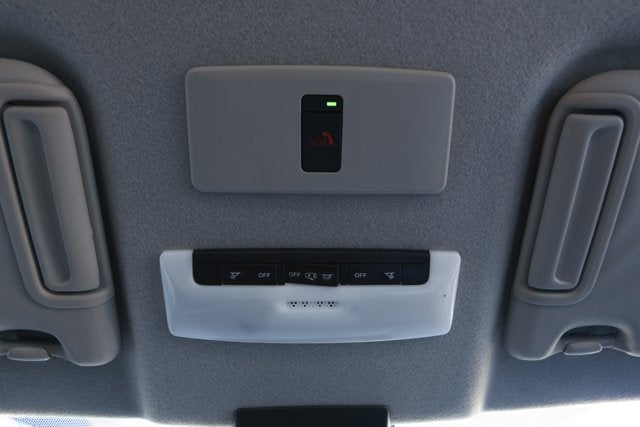 2023 Nissan Kicks SR Xtronic CVT