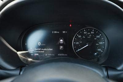 2024 Nissan Kicks SR Xtronic CVT