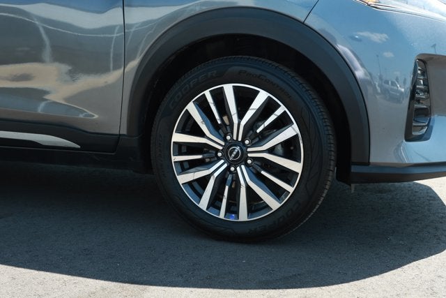 2024 Nissan Kicks SR Xtronic CVT