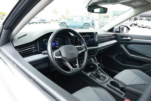 2025 Volkswagen Jetta 1.5T SE