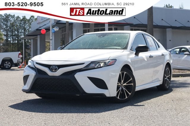 2019 Toyota Camry SE
