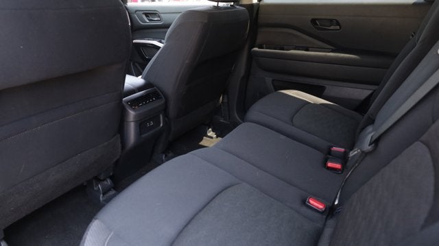 2024 Nissan Pathfinder SV FWD