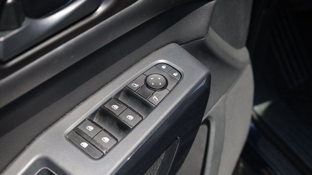 2024 Nissan Pathfinder SV FWD