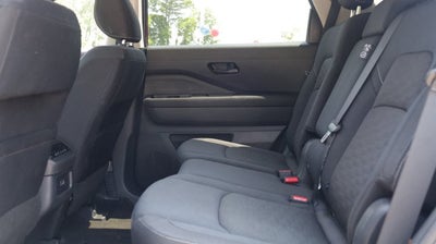 2024 Nissan Pathfinder SV FWD